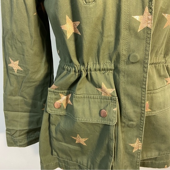 Romeo & Juliet Couture Green Utility Jacket with Gold Stars - Picture 5 of 12
